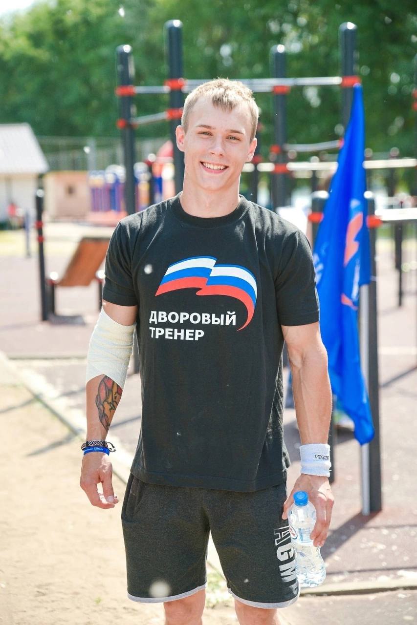 Николай Семёнов спортсмен, Николай Семёнов Тверь, кто такой Николай Семёнов Тверь, кто такой Николай Семёнов спортсмен, биография Николая Семёнова Тверь, спортсме, воркаут, Тверь, блогер